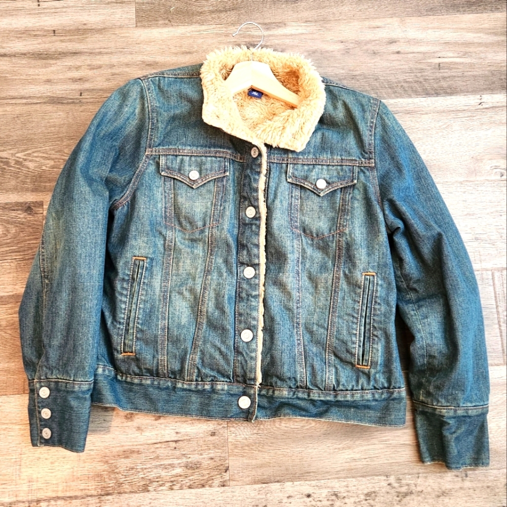 GAP Womans lined denim jacket Large